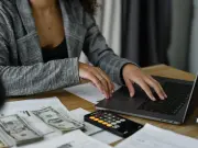 How to Invest as a Bachelor