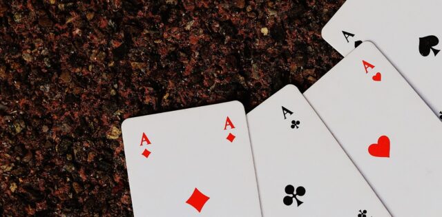 playing-cards-1776295_1280